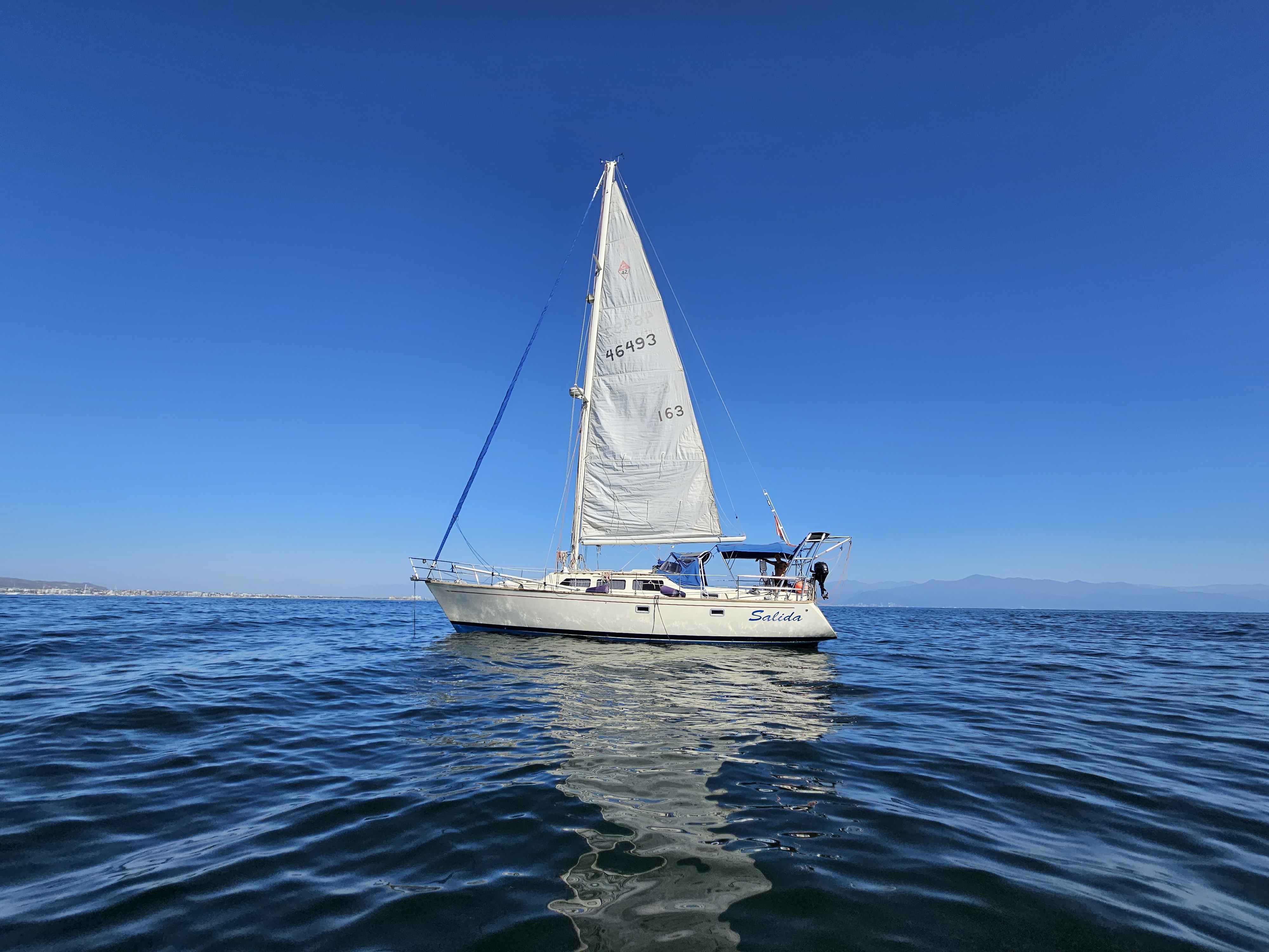 salida at anchor.jpg